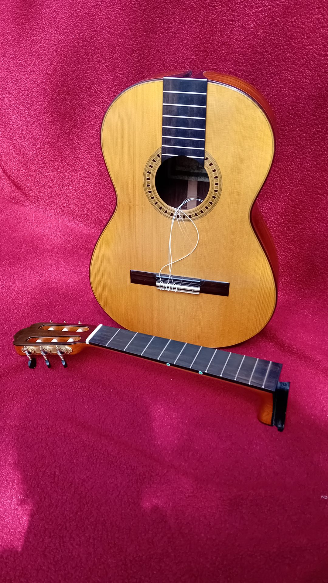 Guitarra de concierto Giuseppe Giulardo transformada sistema Pullaway
