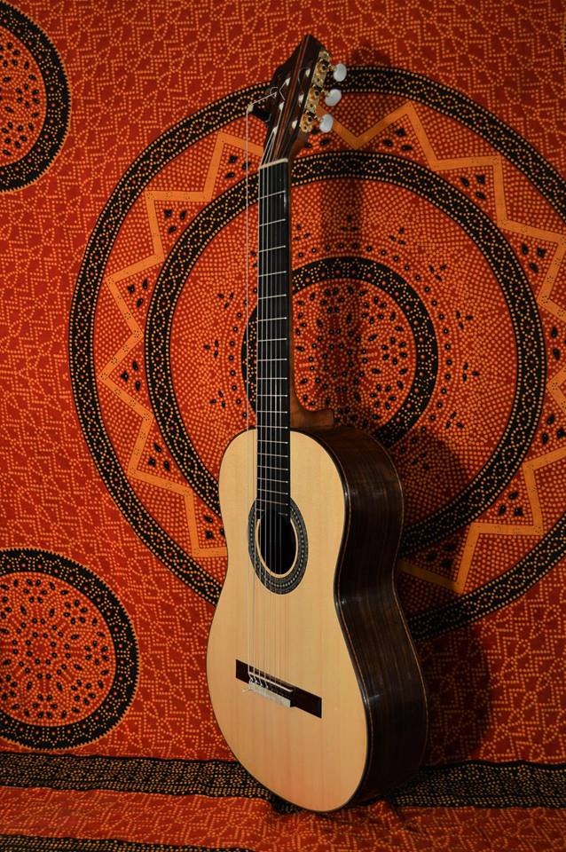 Guitarra artesanal desmontable – luthería Nicolás Rodríguez Guerra NRG Luthier