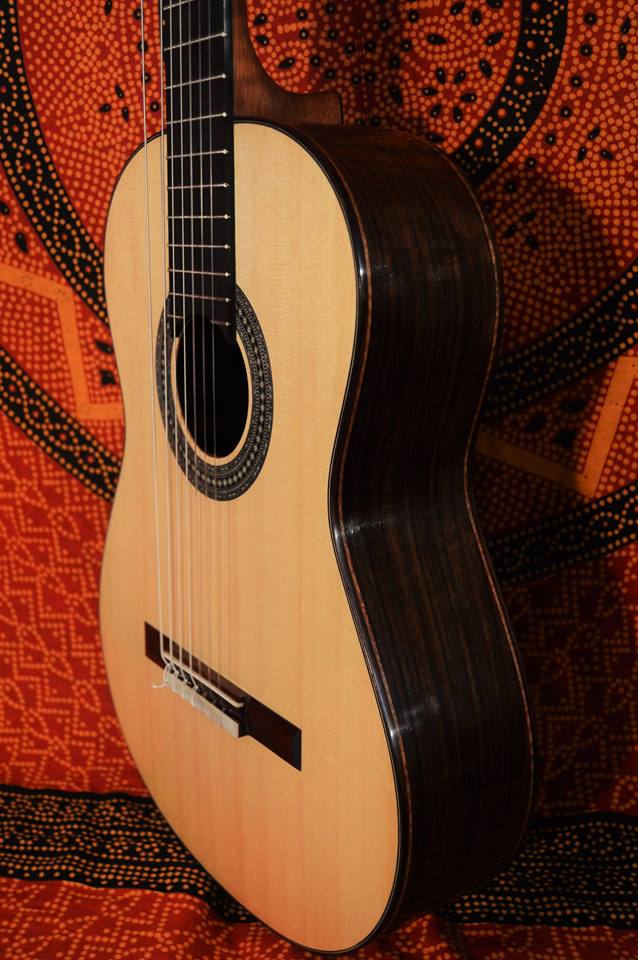 Atelier lutherie artisanale guitare classique démontable – NRG Luthier