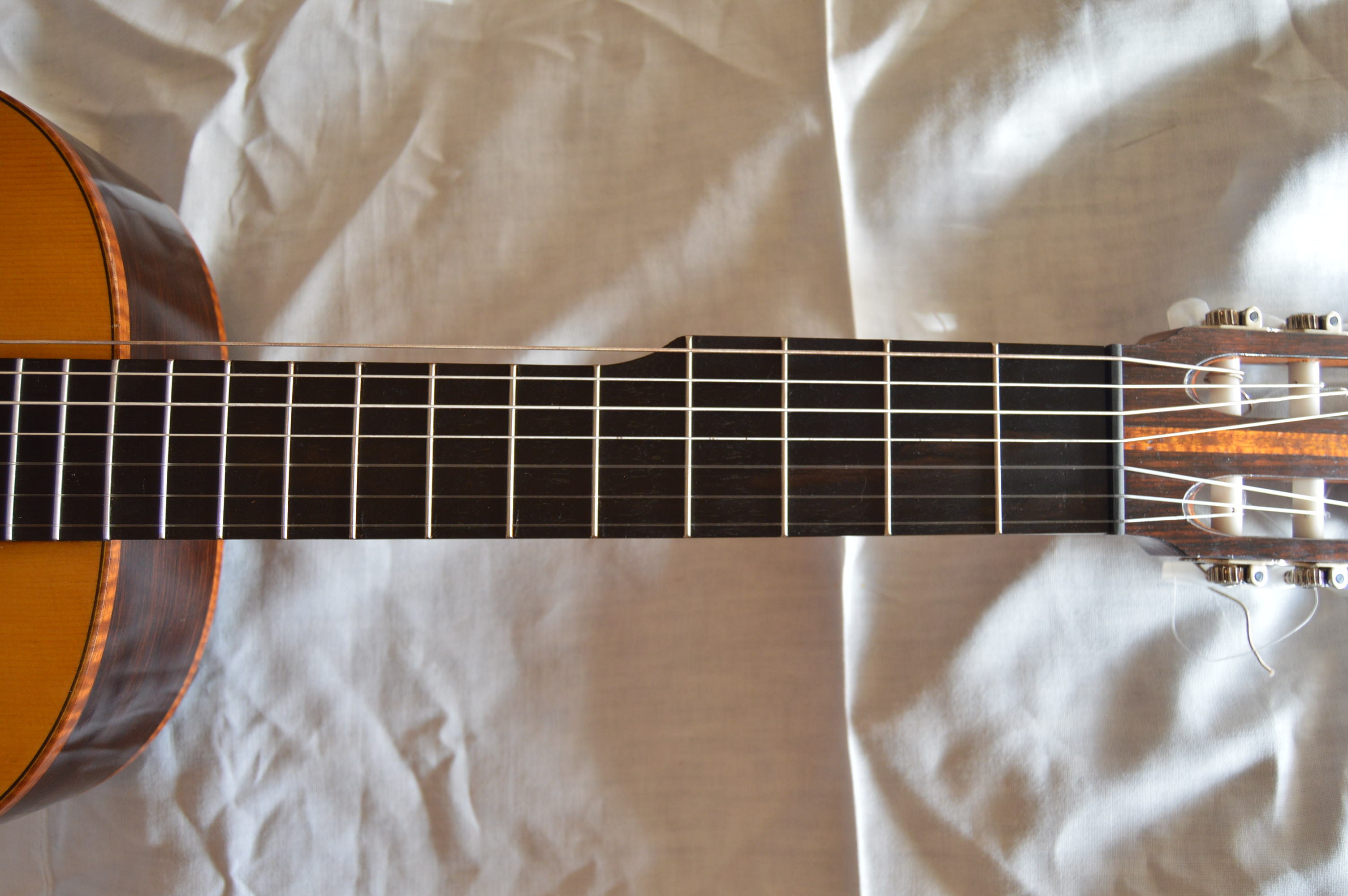 Ajustement personnalisé système Pullaway par luthier – lutherie artisanale