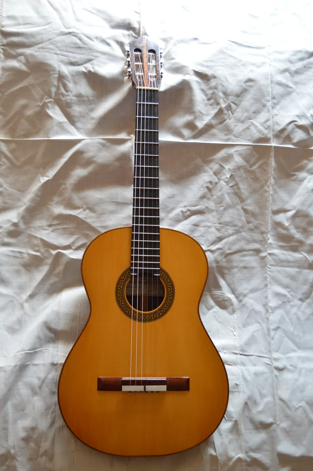 Guitarra desmontable 6 y 7 cuerdas Sistema Pullaway